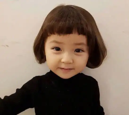 女儿上学后,爸妈发现孩子的性格冷淡,要如何引导孩子积极生活