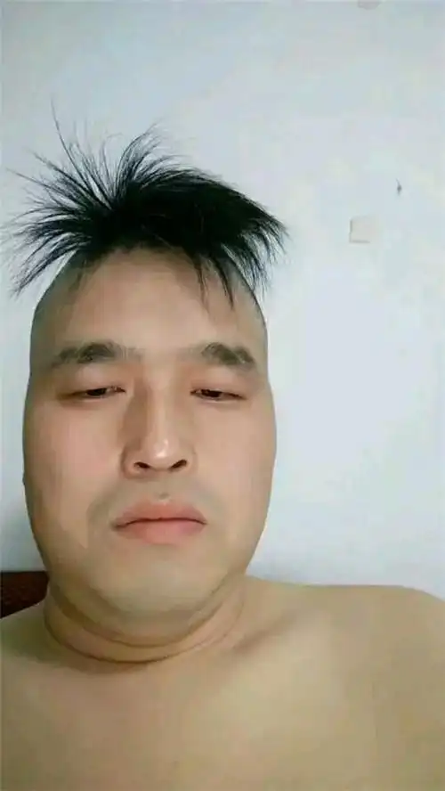 每次自拍时是不是都有这种感觉?