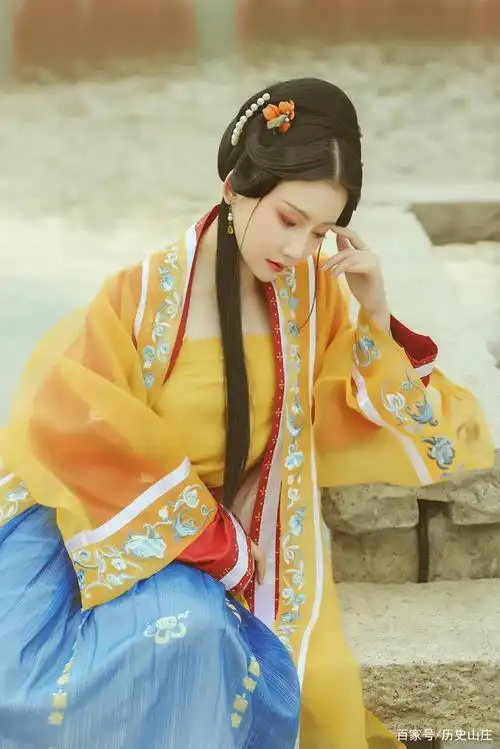 古典系之宋朝服饰人像摄影:夏至情