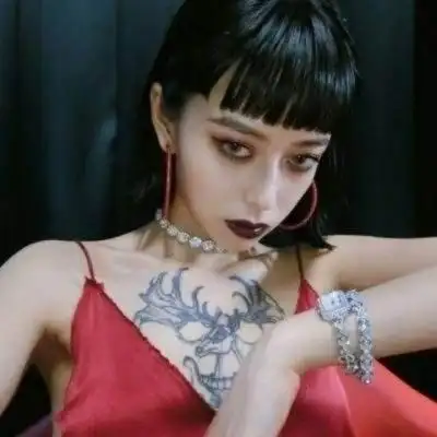 超拽的女生吸烟不雅图片霸气男生纹身头像图片超酷社会高清照片社会