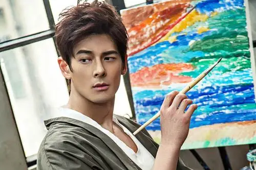 郭品超是混血吗揭晓 九头身美男高颜值圈粉无数