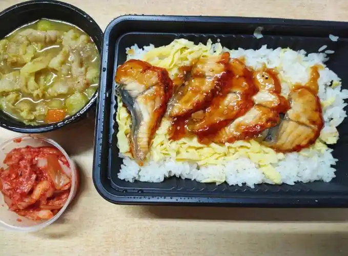 海淀日本料理人气外卖丨炙烤蒲烧鳗鱼牛肉饭