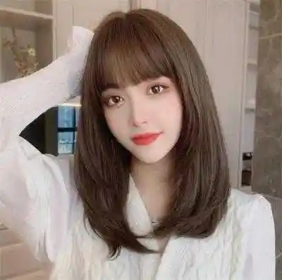 简约自然直发发型夏季女生最爱的直发发型