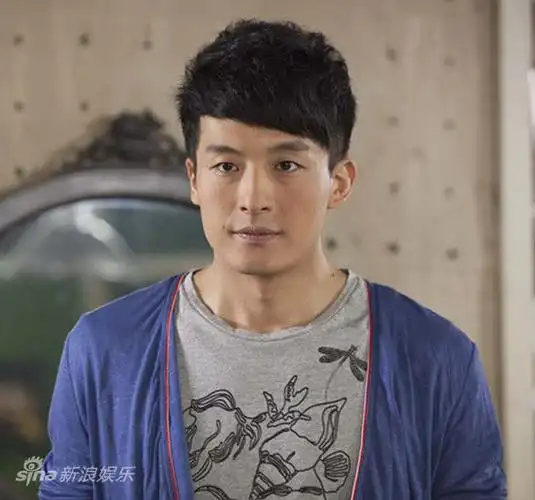 资料图片面包树上的女人主角孙艺洲饰杜卫平