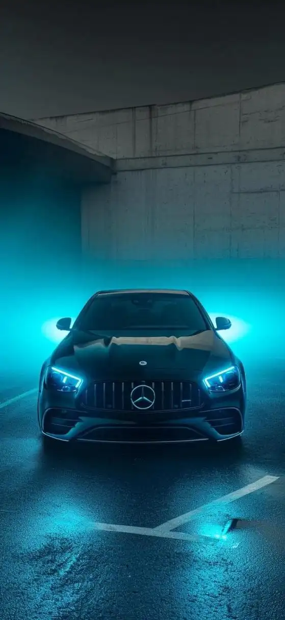 奔驰渐变开灯壁纸.