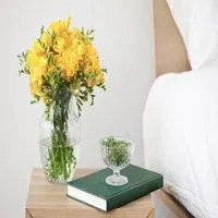 高雅书和花朵头像_微信头像图片大全