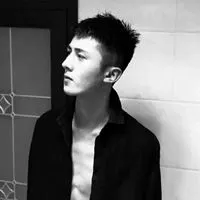 寸头帅哥头像图片2020_微信头像图片大全