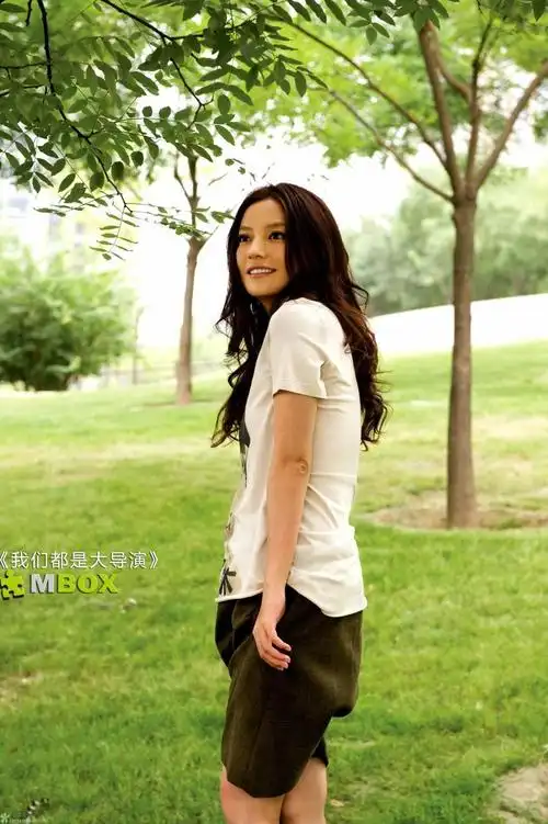 p data-id="god55qgptn">赵薇(vicki zhao),1976年3月12日出生于安徽