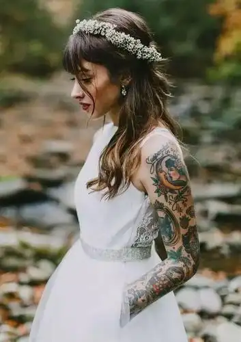 独家放送——吴奇隆刘诗诗婚纱纹身大片