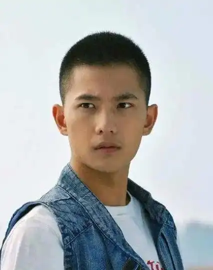 男生平头发型有哪些 我们该怎么选择?-好发型