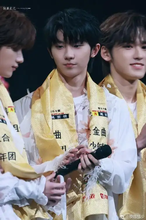 马嘉祺超话mjq#给马嘉祺的七夕礼物#    所有相遇都是久别重逢.