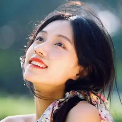 头像女生简单气质森系清新文艺高清图片