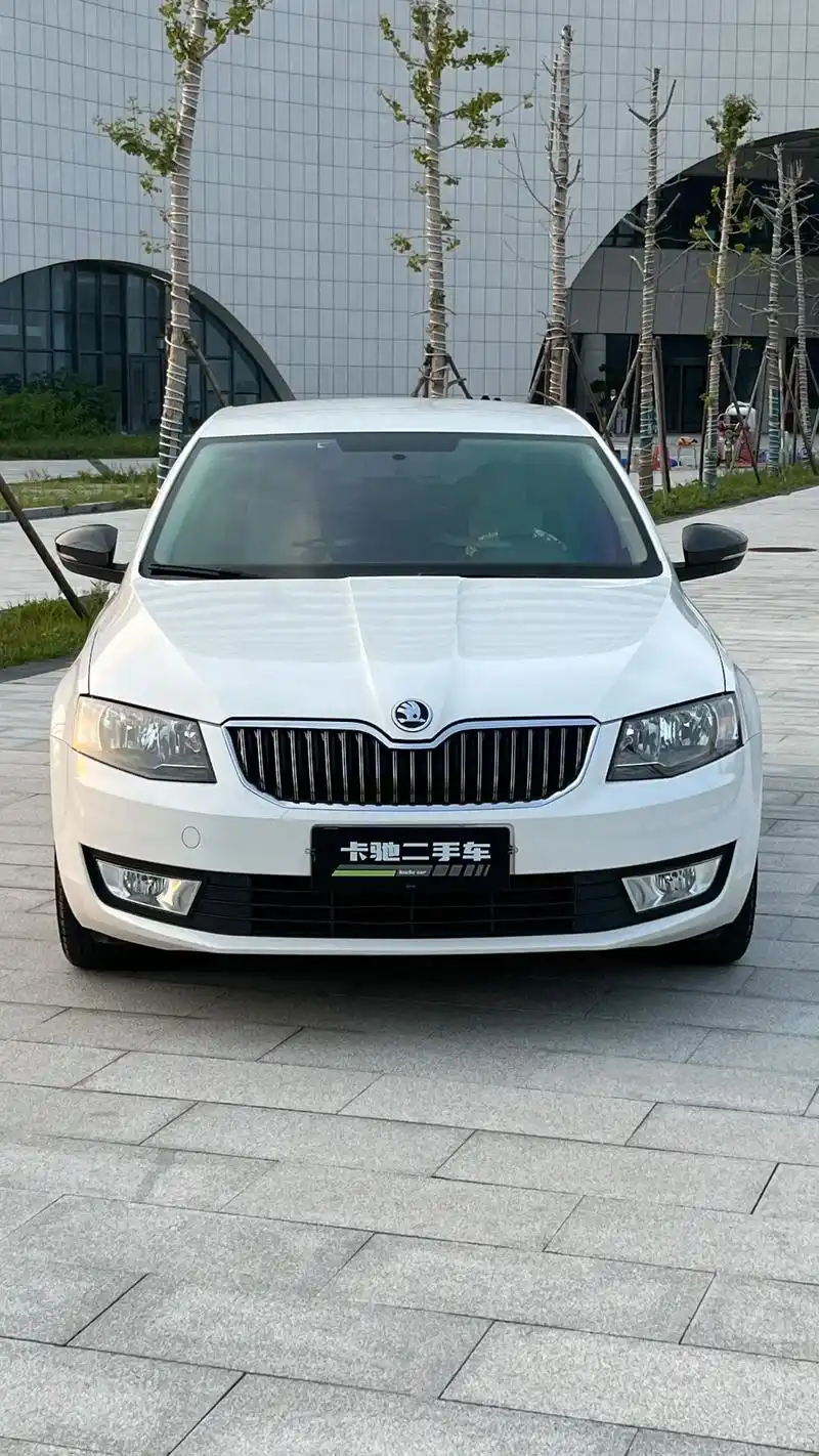 斯柯达明锐.14年上牌 1.6l手动逸杰版 一手车 保实表6 - 抖音