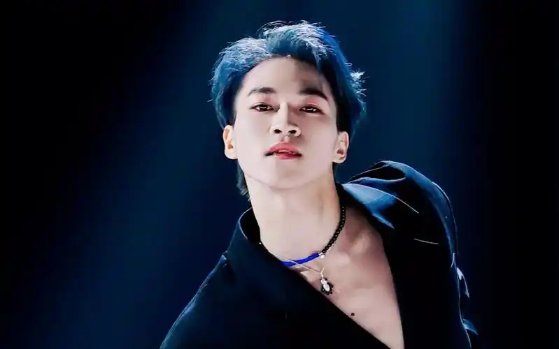 【宇野赞多santa】"神明永远属于舞台"