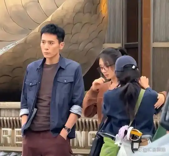 刘烨为新剧瘦身亮相,47岁宛若青年!