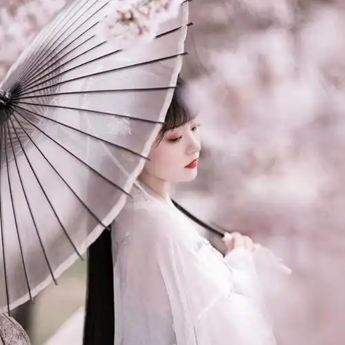 充满仙气的唯美古风女生头像