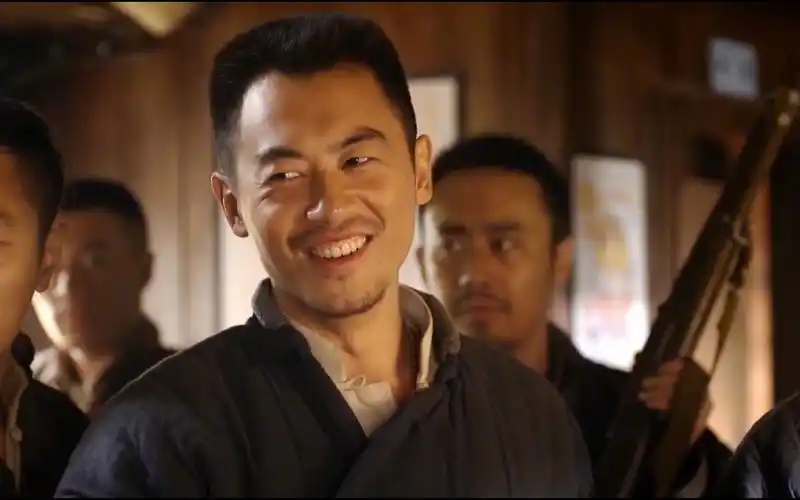 朱亚文红高粱地那段,朱亚文抖音火了那段视频