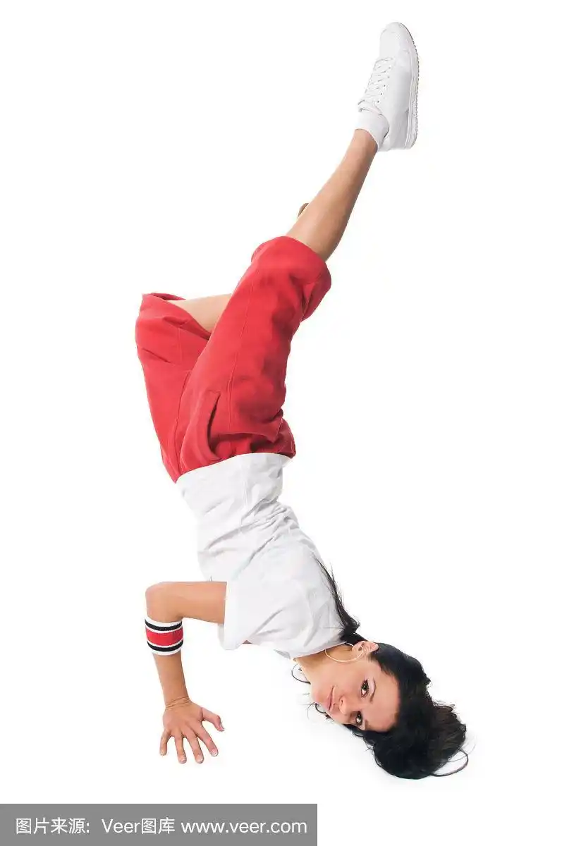 跳霹雳舞的女孩做倒立