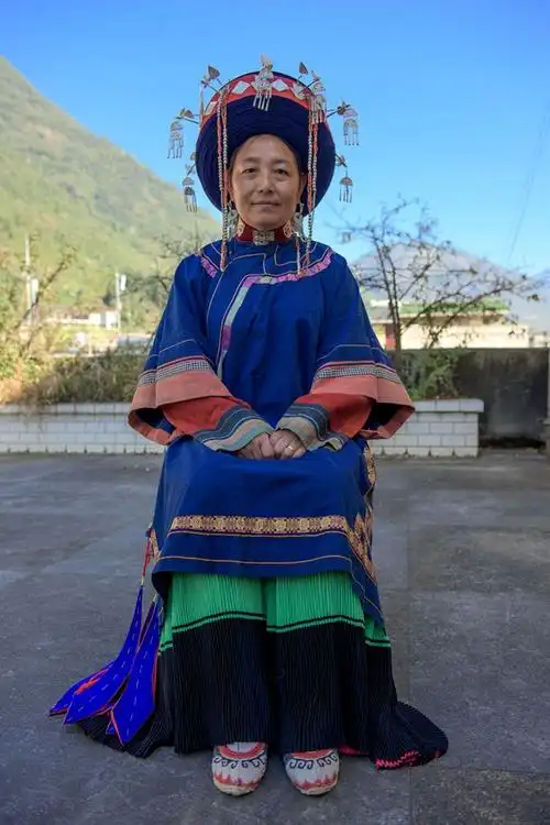 清代凉山彝族女服饰 (组照)