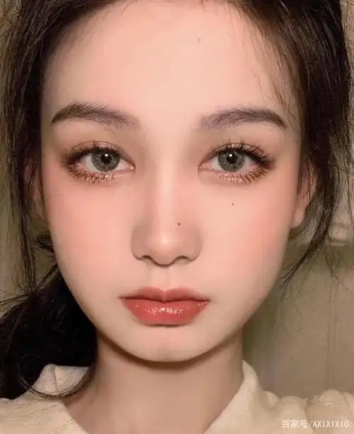 高级感的网红脸长什么样?