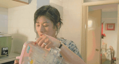 周星驰唯一一部鬼片,曾被吓到不敢开电视