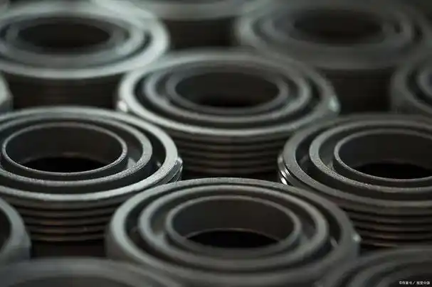 增强橡胶软垫表面粘接力的方法