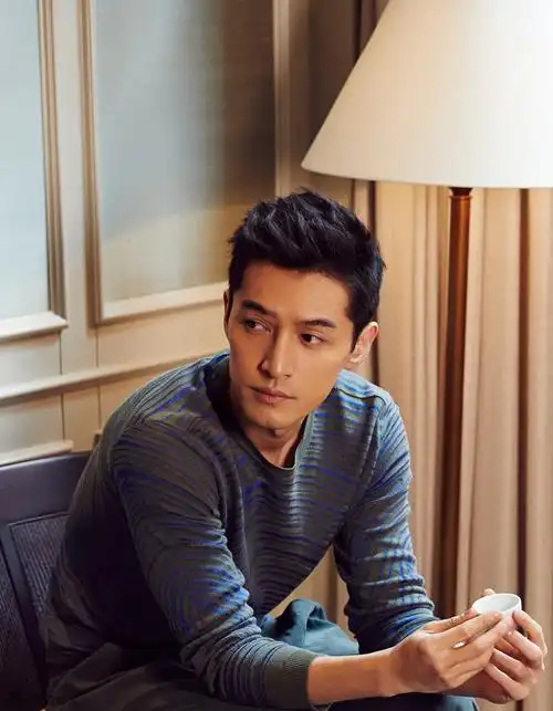 胡歌新春大片时而儒雅时而似少年_高清图集_新浪网