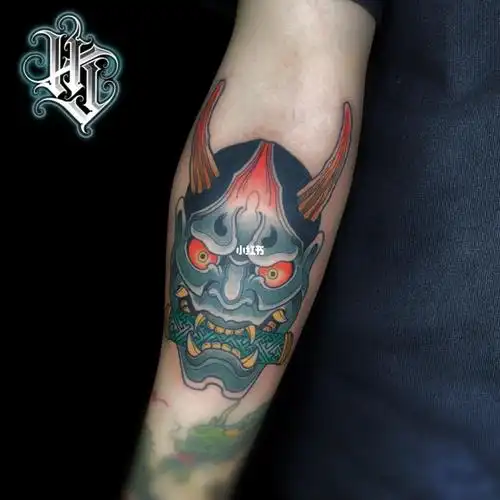 小臂传统彩色般若