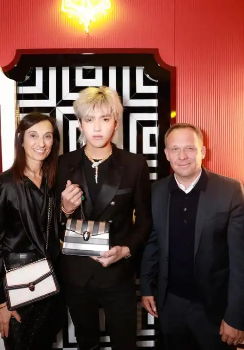 吴亦凡米兰救场获赞仗义新专辑蓄势待发惹期待