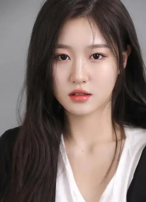 精美图集:长发女孩,温柔可爱