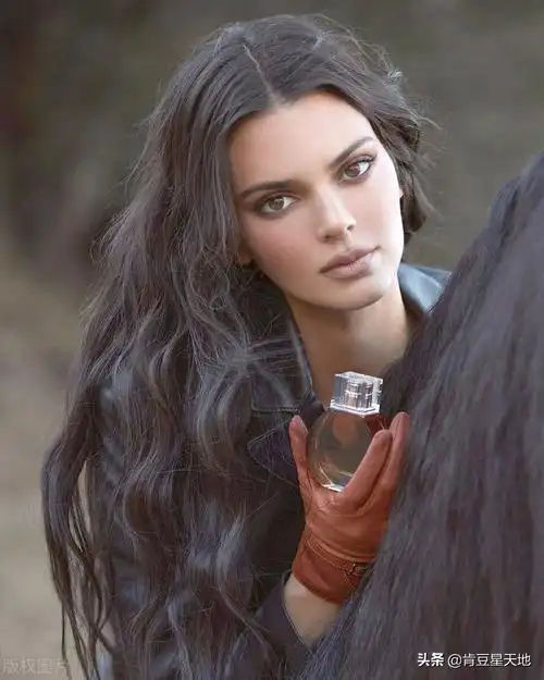 世界公认的十大超模(全球收入最高10位超模)插图9