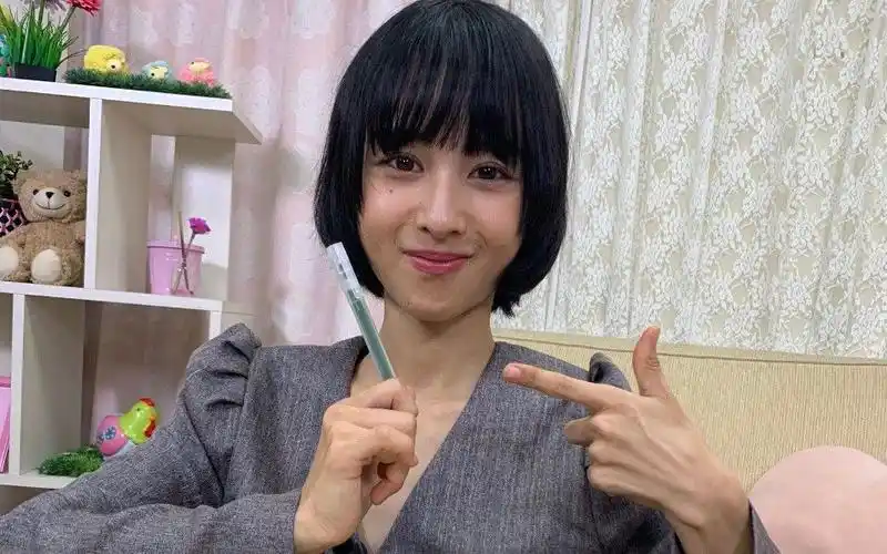 【20/11/30】闹钟tv 大幡诗绘理(月读)最新文具介绍_哔哩哔哩_bili