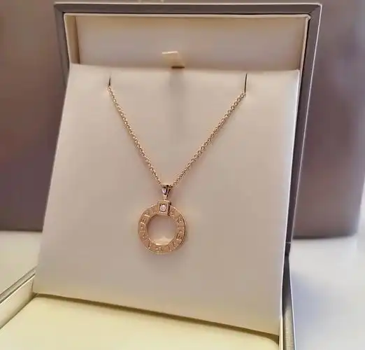 百搭之王bvlgari圆饼项链