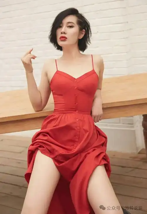 余男_观众_故事