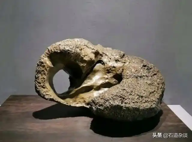 60亿天价奇石图片价值百万的天然奇石贵在什么地方呢