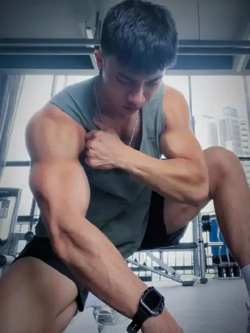 帅哥##颜值##小鲜肉##腹肌