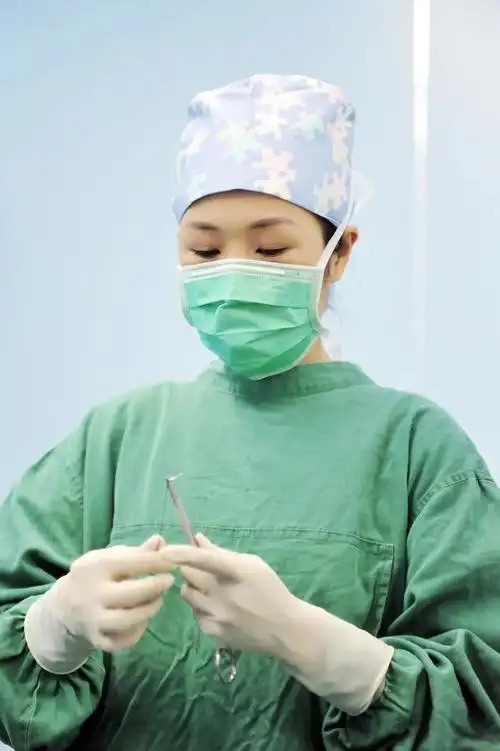 景德镇市第三人民医院手术室护士长杨晨用真心描绘那一抹骄傲的绿