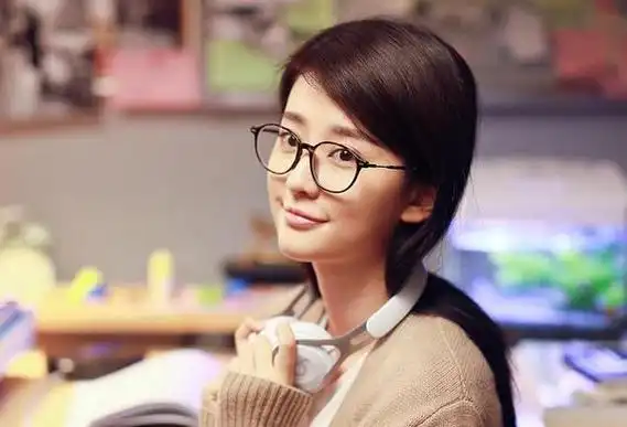 欢乐颂第二季关雎尔第几集变坏 关关怎么遇到谢童的