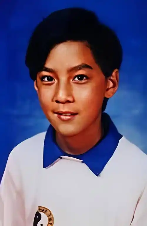 整牙如换头,盘点娱乐圈悄悄变美的明星们_牙齿_吴彦祖_蔡依林