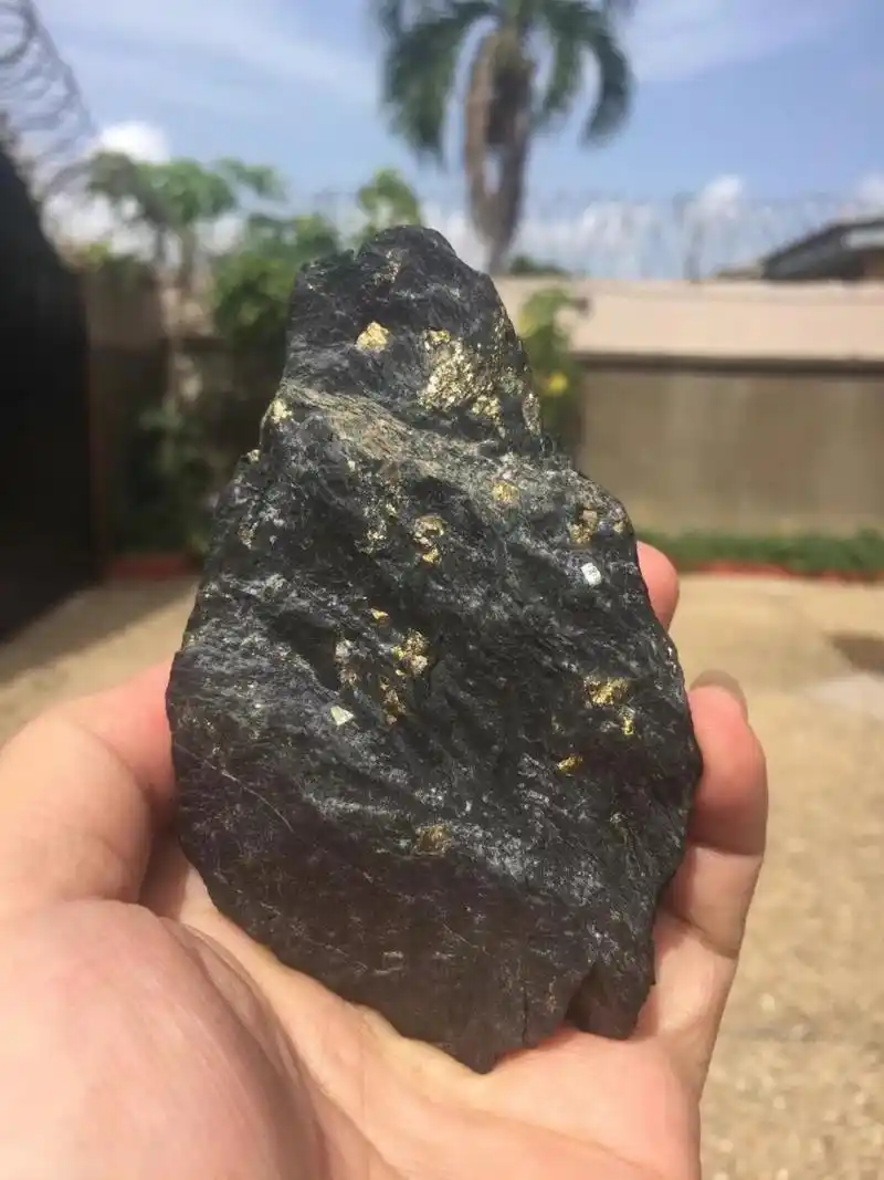 非洲金矿的黄金原石 第一次见