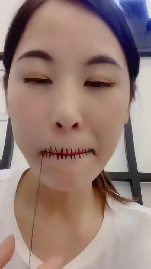 老公说我最近太啰嗦了,让我把嘴缝上,这次真给缝上看你急不急!