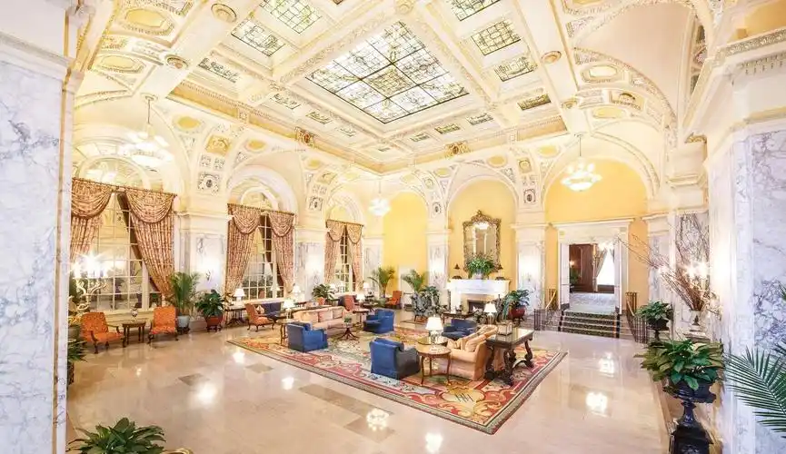 世界上最让人赞叹的10家豪华酒店,你住过一家吗?