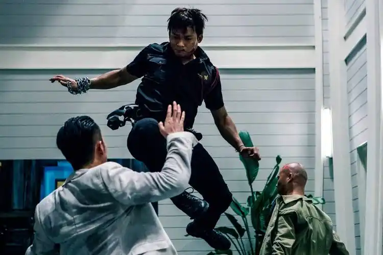 电影_张晋一_吴京