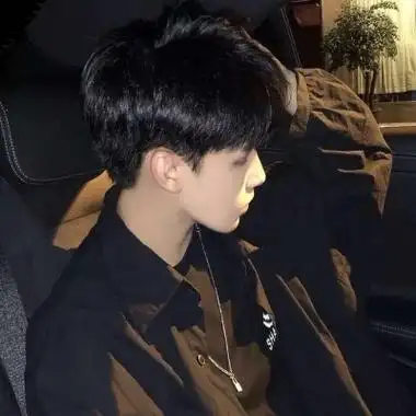 头像男生伤感高清黑色系