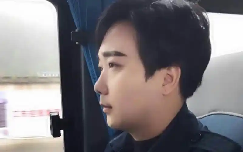 【虎牙楚河】楚河被它人用做打广告,观众提议起诉,楚河:我有9千万不