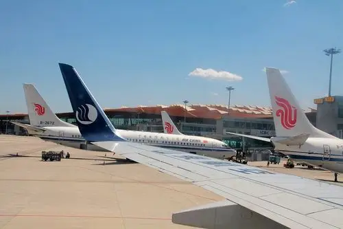 【首都机场三号航站楼拍摄摄影图片】首都北京国际机场生活摄影_冰