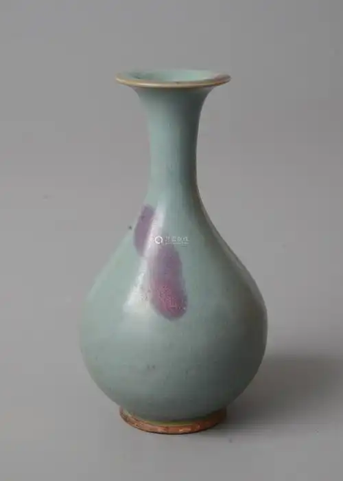 宋代钧窑红斑玉壶春瓶