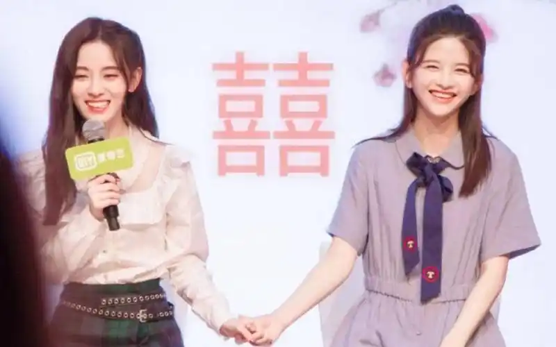 四鞠林思意x鞠婧祎真相是真别去管流言蜚语这爱请一直相信