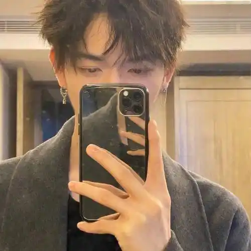 帅气值爆表的男生头像