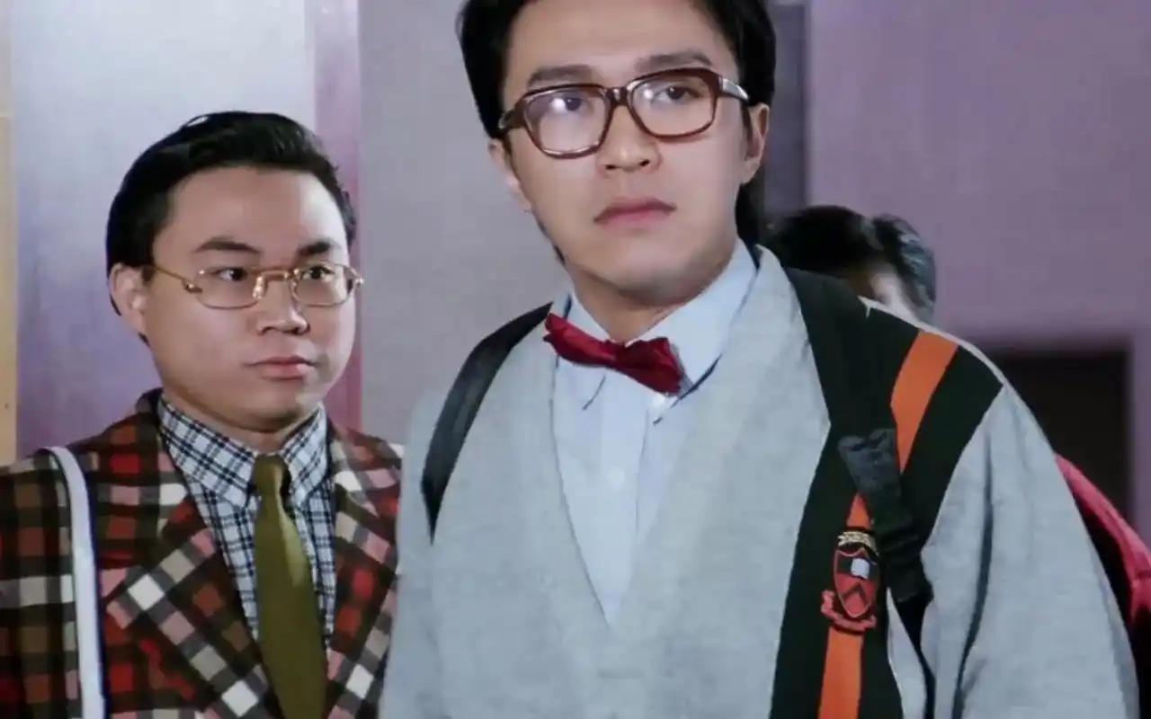 【周星驰】逃学威龙2:国语配音真的有毒,这串英文到底说的是啥